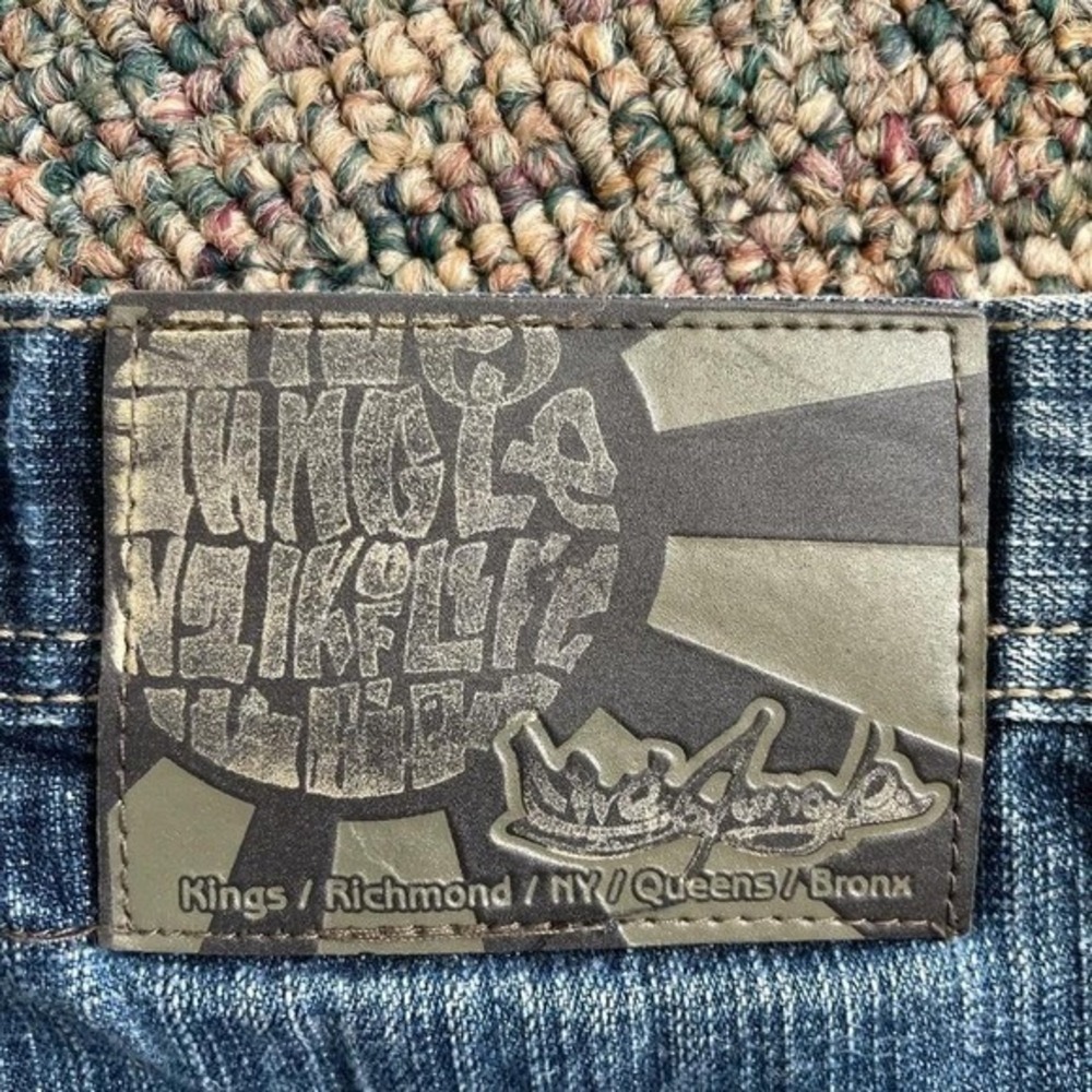 5ive Jungle‎ & Co Mens 36 Blue Denim Shorts Gold Paisley Embroidered Baggy Y2K - Picture 4 of 4